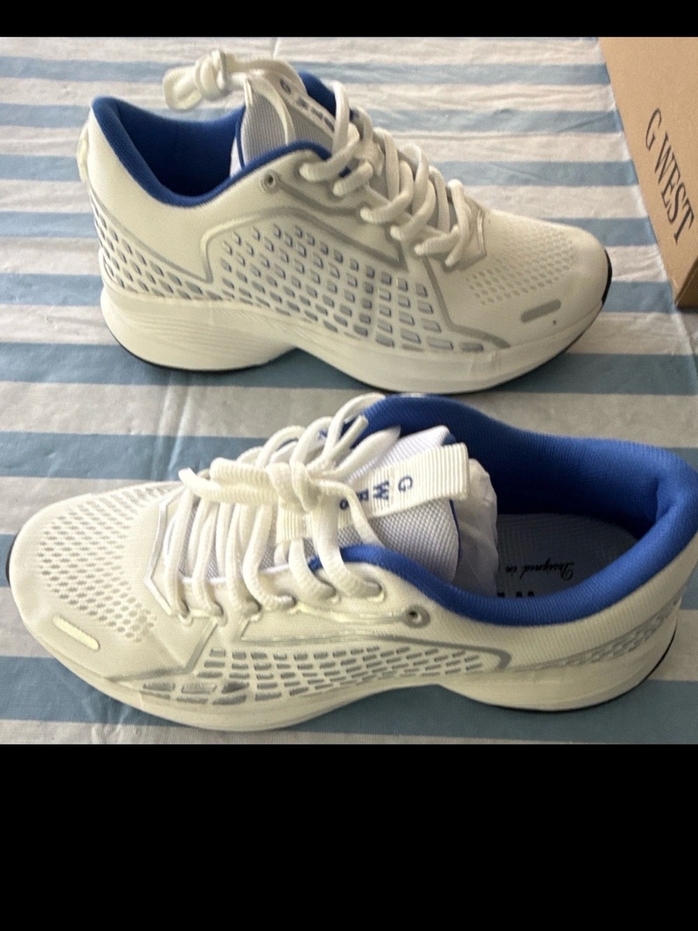 G-West Athletic Running Shoes White Blue Unisex - Women 7.5 / Men 6